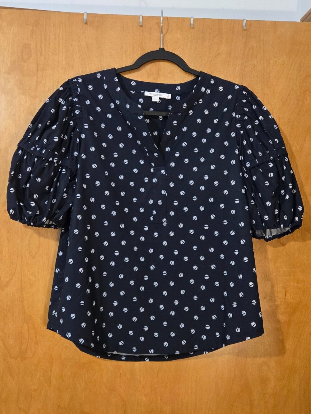 Chico's Split Neck Puff Sleeve Navy Blue Polka Dot Top Size XS Classic Preppy